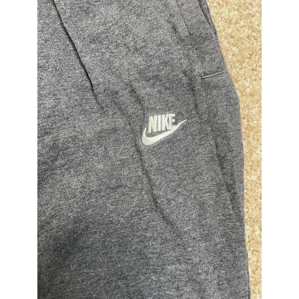 Nike Men  XXL Gray Sweatpants Embroidered Essential Gym Athletic Drawstring Pant